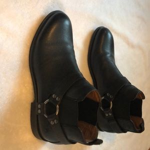 Frye men’s black leather boots